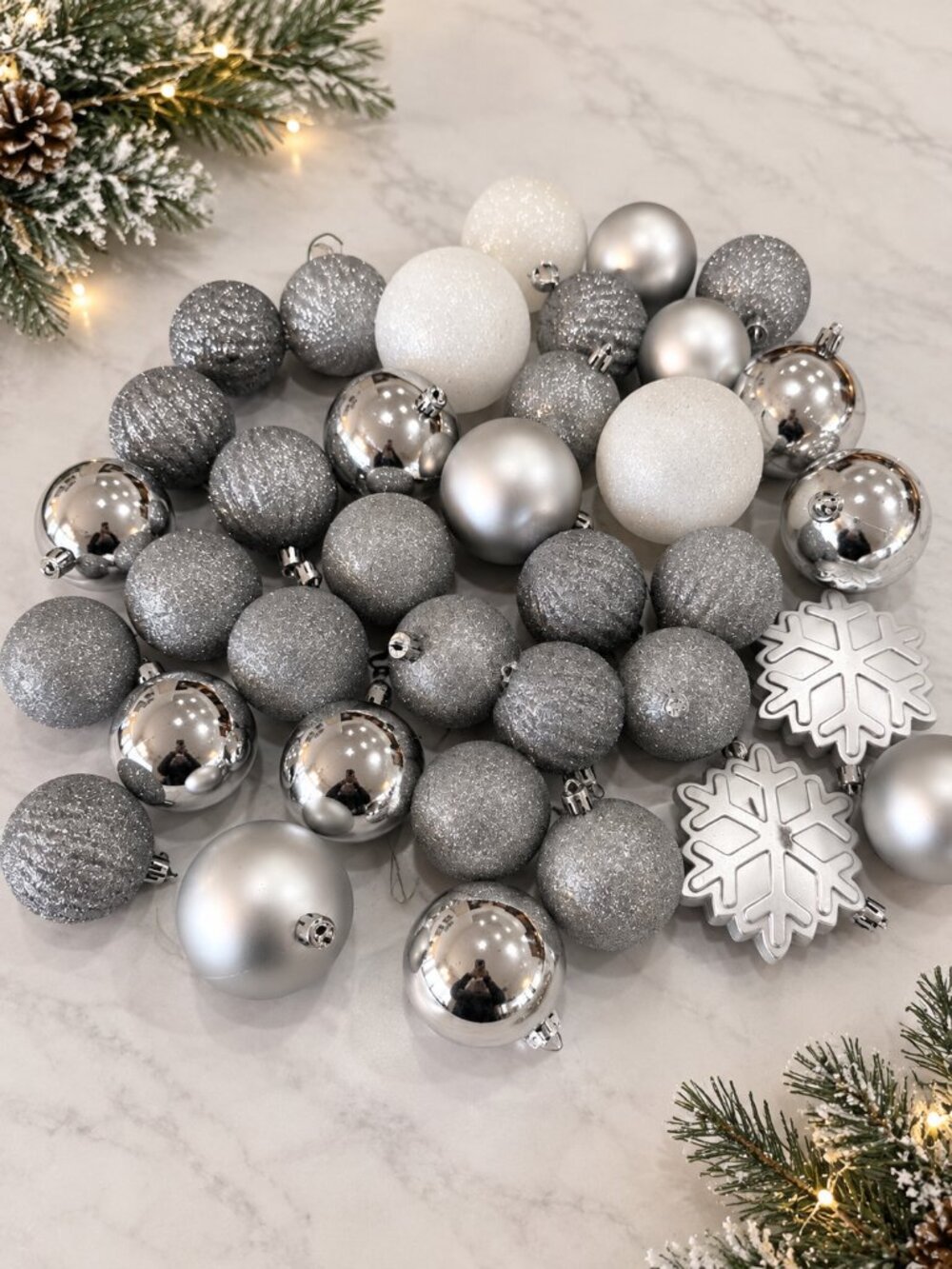 Silver White Shatterproof Christmas Ornaments Glitter Matte Snowflake Mixed Set
